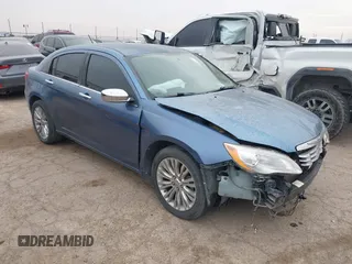 2011 Chrysler 200 Limited with VIN 1C3BC2FG8BN551111, listed as a IAAI auction lot 41736110 with 116,852 mi miles. Bid and sale history available at carsss.com. Image 1.
