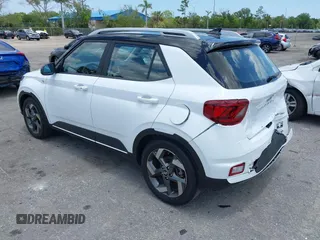 2022 Hyundai Venue SEL z VIN KMHRC8A32NU172418, wystawiony jako IAAI lot #42193335 z przebiegiem 34 147 mil mil oraz . Historia ofert i sprzedaży dostępna na DreamBid. Obrazek 3.