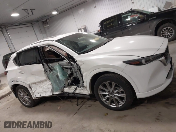 2024 Mazda CX-5 2.5 S Premium Package with VIN JM3KFBDM0R0387539, listed as a IAAI auction lot 41398347 with 8,444 mi miles. Bid and sale history available at carsss.com. Image 13.
