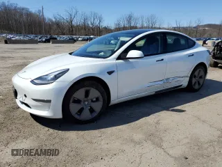 2022 Tesla Model 3 with VIN 5YJ3E1EA2NF121501, listed as a Copart auction lot 52408345 with 0 mi miles and Salvage Title. Bid and sale history available at carsss.com. Image 1.