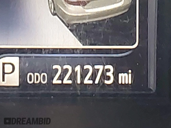2015 Toyota Camry XLE with VIN 4T1BF1FK1FU895551, listed as a IAAI auction lot 40253286 with 221,273 mi miles and . Bid and sale history available at DreamBid. Image 15.