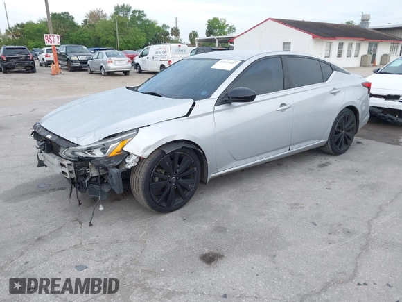 2019 Nissan Altima 2.5 SR with VIN 1N4BL4CV3KN312775, listed as a IAAI auction lot 41875447 with 131,065 mi miles. Bid and sale history available at carsss.com. Image 17.