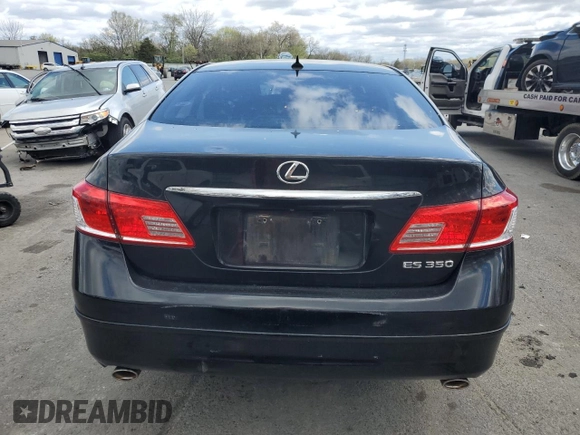 2011 Lexus ES 330 z VIN JTHBK1EG3B2448852, wystawiony jako Copart lot #52402785 z przebiegiem 71 631 mil mil oraz Szkoda całkowita • Salvage title. Historia ofert i sprzedaży dostępna na DreamBid. Obrazek 6.