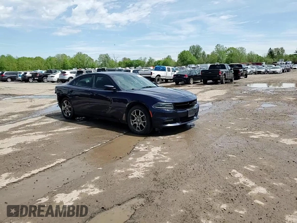 2015 Dodge Charger SXT z VIN 2C3CDXJG6FH837396, wystawiony jako Copart lot #56969455 z przebiegiem 151 864 mil mil oraz Szkoda całkowita • Salvage title. Historia ofert i sprzedaży dostępna na DreamBid. Obrazek 14.