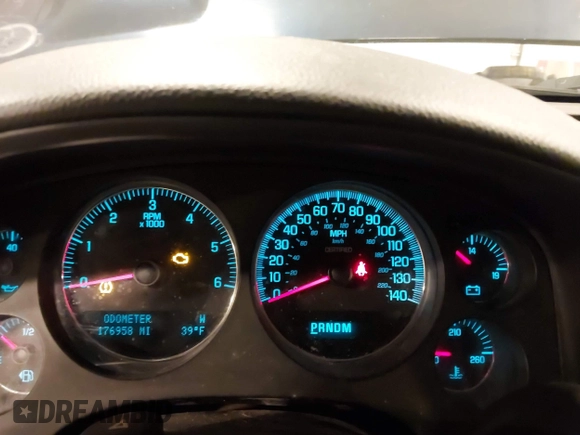 2010 Chevrolet Tahoe LS с VIN 1GNMCAE09AR233659, выставлен на аукционе IAAI как лот 41961238 с пробегом 176 958 миль миль и . История ставок и продаж доступна на DreamBid. Изображение 7.