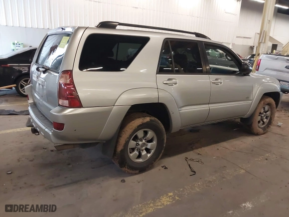2004 Toyota 4Runner SR5 with VIN JTEZU14R348018845, listed as a IAAI auction lot 41601127 with 283,387 mi miles. Bid and sale history available at carsss.com. Image 4.