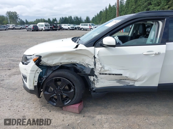 2019 Jeep Compass Latitude with VIN 3C4NJCBB0KT677025, listed as a IAAI auction lot 42574952 with 53,681 mi miles and . Bid and sale history available at DreamBid. Image 6.
