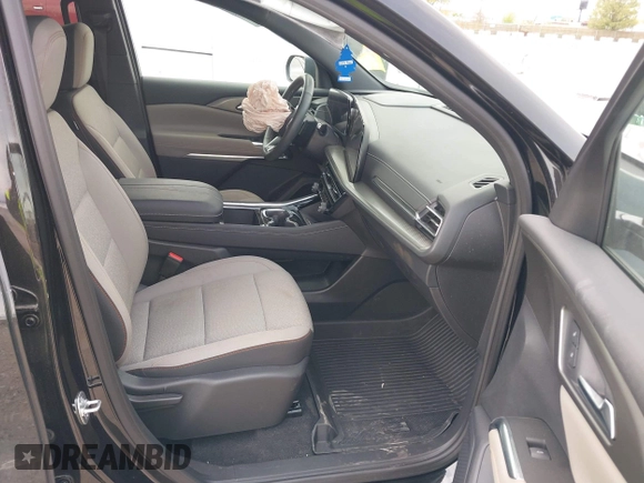 2025 Chevrolet Traverse FWD LT with VIN 1GNERGRSXSJ138318, listed as a IAAI auction lot 42209519 with 8,174 mi miles and . Bid and sale history available at DreamBid. Image 5.
