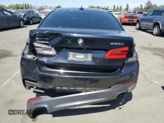 2018 BMW 5 Series 530e with VIN WBAJA9C50JB252458, listed as a Copart auction lot 58697585 with 89,050 mi miles and Salvage title. Bid and sale history available at DreamBid. Image 6.