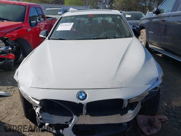 2012 BMW 3 Series 328i with VIN WBA3A5C58CF258120, listed as a IAAI auction lot 41925622 with 123,046 mi miles and . Bid and sale history available at DreamBid. Image 12.