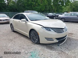 2015 Lincoln MKZ Hybrid z VIN 3LN6L2LU4FR603033, wystawiony jako IAAI lot #42445520 z przebiegiem 258 998 mil mil oraz . Historia ofert i sprzedaży dostępna na DreamBid. Obrazek 1.