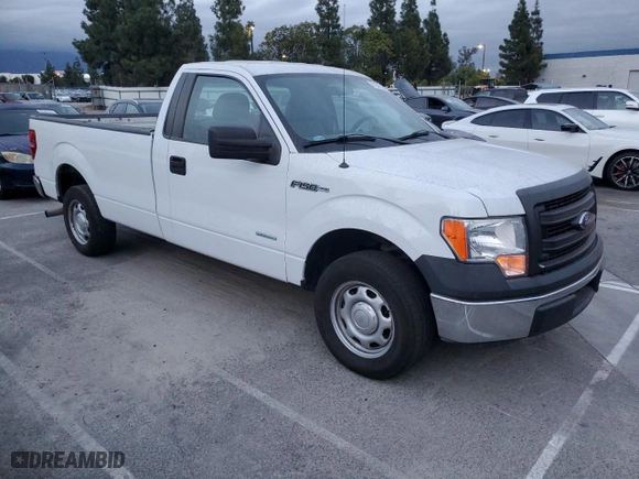 2014 Ford F-150 XL with VIN 1FTNF1CT5EKG49708, listed as a Copart auction lot 81585104 with 261,793 mi miles and Clean Title. Bid and sale history available at carsss.com. Image 4.