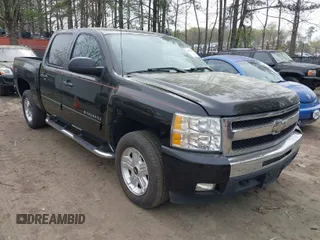 2010 Chevrolet Silverado 1500 LT with VIN 3GCRKSE38AG140147, listed as a IAAI auction lot 41956335 with 153,726 mi miles and . Bid and sale history available at DreamBid. Image 1.