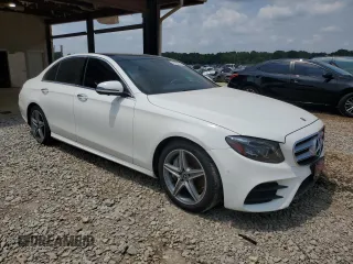2019 Mercedes-Benz E 300 with VIN WDDZF4JB8KA645219, listed as a Copart auction lot 59702515 with 55,117 mi miles and Salvage title. Bid and sale history available at DreamBid. Image 4.