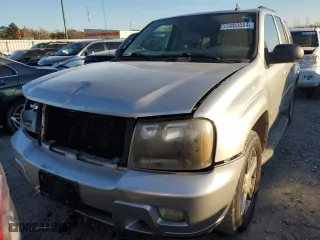 2008 Chevrolet TrailBlazer LT w/1LT with VIN 1GNDS13S882226292, listed as a Copart auction lot 85803564 with 163,004 mi miles and Salvage Title. Bid and sale history available at carsss.com. Image 5.
