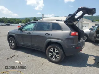 2017 Jeep Cherokee Trailhawk with VIN 1C4PJMBS2HW524373, listed as a Copart auction lot 62162765 with 67,429 mi miles and Salvage title. Bid and sale history available at DreamBid. Image 2.