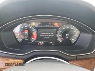 2021 Audi Q5 Prestige z VIN WA1CAAFY5M2033786, wystawiony jako Copart lot #53921355 z przebiegiem 30 628 mil mil oraz Szkoda całkowita • Salvage title. Historia ofert i sprzedaży dostępna na DreamBid. Obrazek 9.