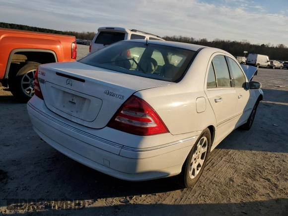 2005 Mercedes-Benz C 320 с VIN WDBRF84J65F679735, выставлен на аукционе Copart как лот 47164965 с пробегом 114 381 миль миль и Списание • Salvage title. История ставок и продаж доступна на DreamBid. Изображение 3.