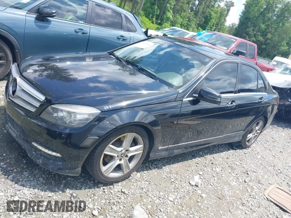 2011 Mercedes-Benz C 300 Sport с VIN WDDGF5EB1BA509120, выставлен на аукционе IAAI как лот 42262895 с пробегом 166 136 миль миль и . История ставок и продаж доступна на DreamBid. Изображение 14.