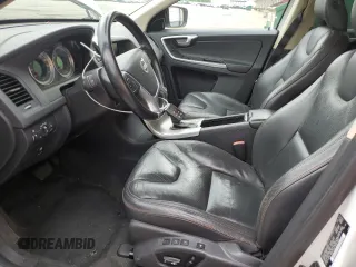 2013 Volvo XC60 T6 with VIN YV4902DZXD2462102, listed as a Copart auction lot 61441065 with 165,556 mi miles and Salvage title. Bid and sale history available at DreamBid. Image 7.