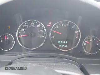 2012 Jeep Liberty Sport Latitude z VIN 1C4PJMAK6CW161974, wystawiony jako IAAI lot #42107863 z przebiegiem 157 912 mil mil oraz . Historia ofert i sprzedaży dostępna na DreamBid. Obrazek 7.