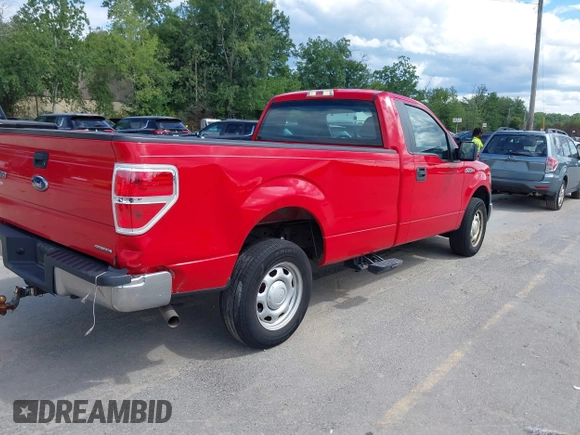 2011 Ford F-150 XL with VIN 1FTMF1CM8BKD06018, listed as a IAAI auction lot 40030829 with 88,784 mi miles. Bid and sale history available at carsss.com. Image 4.