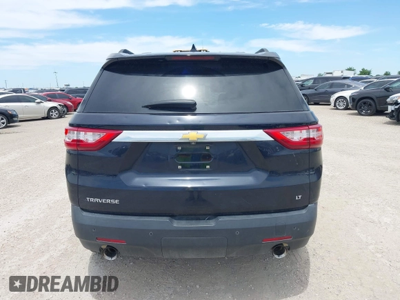 2020 Chevrolet Traverse LT Cloth z VIN 1GNERGKW3LJ151698, wystawiony jako IAAI lot #42016109 z przebiegiem 61 084 mil mil oraz . Historia ofert i sprzedaży dostępna na DreamBid. Obrazek 16.