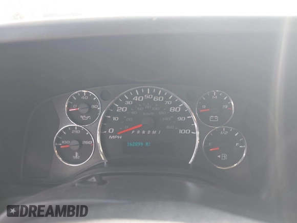 2017 Chevrolet Express Cargo Van with VIN 1GCWGAFF5H1133267, listed as a IAAI auction lot 42124337 with 162,899 mi miles. Bid and sale history available at carsss.com. Image 7.