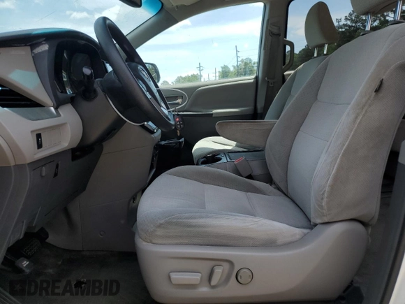 2015 Toyota Sienna LE AAS with VIN 5TDKK3DC5FS579839, listed as a Copart auction lot 54188505 with 189,960 mi miles and Salvage Title. Bid and sale history available at DreamBid. Image 7.