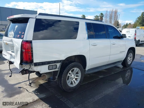 2016 Chevrolet Suburban LT with VIN 1GNSKHKC3GR248524, listed as a IAAI auction lot 41537074 with 117,712 mi miles. Bid and sale history available at carsss.com. Image 4.