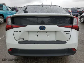 2021 Toyota Prius L Eco with VIN JTDKAMFU5M3129119, listed as a Copart auction lot 47732205 with 66,110 mi miles and Salvage Title. Bid and sale history available at carsss.com. Image 6.