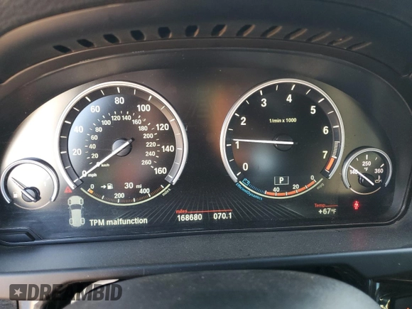 2015 BMW X5 sDrive35i with VIN 5UXKR2C53F0H40220, listed as a Copart auction lot 68183283 with 168,680 mi miles and Clean Title. Bid and sale history available at carsss.com. Image 9.
