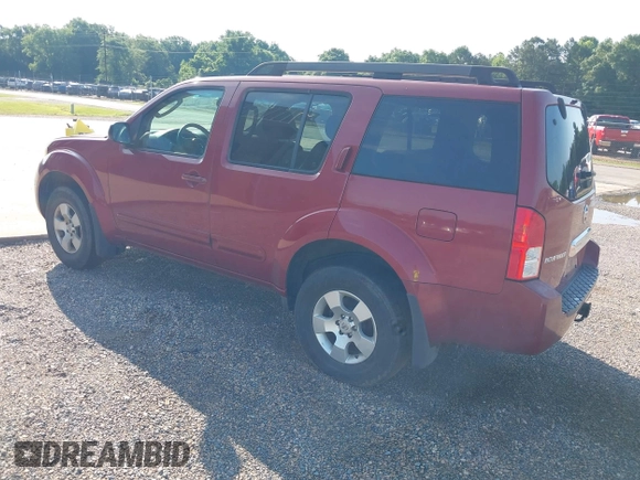 2007 Nissan Pathfinder SE z VIN 5N1AR18W87C609222, wystawiony jako IAAI lot #42454853 z przebiegiem 180 171 mil mil oraz . Historia ofert i sprzedaży dostępna na DreamBid. Obrazek 3.