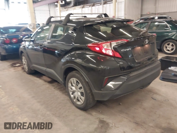 2021 Toyota C-HR LE with VIN JTNKHMBX0M1120864, listed as a IAAI auction lot 41911332 with 37,593 mi miles. Bid and sale history available at carsss.com. Image 3.