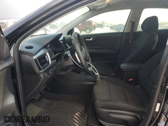 2021 Kia Rio LX with VIN 3KPA24AD7ME417409, listed as a Copart auction lot 47613345 with 100,196 mi miles and Salvage Title. Bid and sale history available at DreamBid. Image 7.