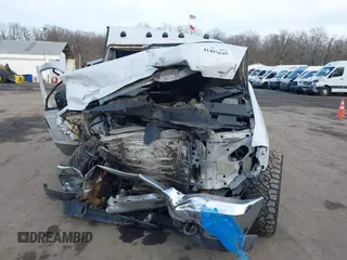 2001 Ford Super Duty F-250 XL with VIN 1FTNX20F01EA81930, listed as a IAAI auction lot 41497045 with 195,620 mi miles. Bid and sale history available at carsss.com. Image 12.