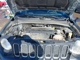 2018 Jeep Renegade Sport with VIN ZACCJBAHXJPG69723, listed as a IAAI auction lot 41576824 with 49,758 mi miles and . Bid and sale history available at DreamBid. Image 10.