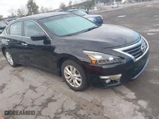 2015 Nissan Altima 2.5 with VIN 1N4AL3AP3FN322884, listed as a IAAI auction lot 41884854 with 274,298 mi miles. Bid and sale history available at carsss.com. Image 1.