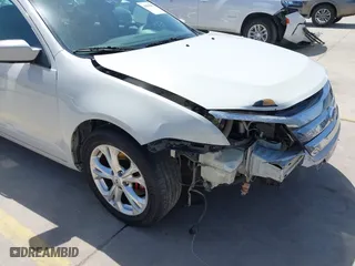 2012 Ford Fusion SE with VIN 3FAHP0HA8CR261558, listed as a IAAI auction lot 41815881 with 125,827 mi miles. Bid and sale history available at carsss.com. Image 6.