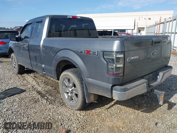 2017 Ford F-150 XL z VIN 1FTEX1E85HFA14667, wystawiony jako IAAI lot #41786053 z przebiegiem 145 788 mil mil oraz . Historia ofert i sprzedaży dostępna na DreamBid. Obrazek 3.