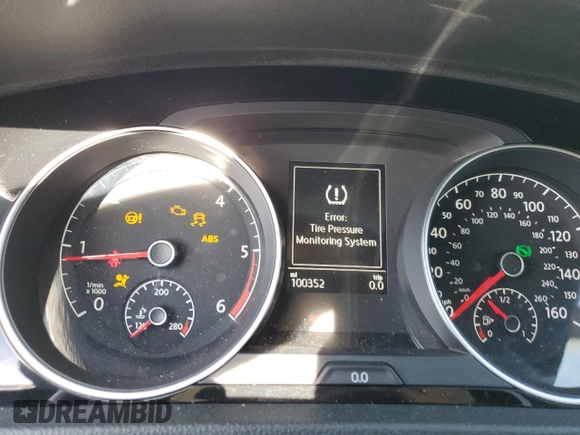 2015 Volkswagen Golf SE с VIN 3VW2A7AU1FM035830, выставлен на аукционе Copart как лот 41510755 с пробегом 100 352 миль миль и Списание • Salvage title. История ставок и продаж доступна на DreamBid. Изображение 9.