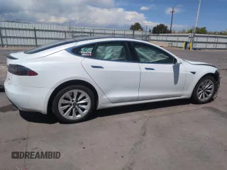 2017 Tesla Model S 100D with VIN 5YJSA1E29HF186222, listed as a Copart auction lot 55060935 with Not provided miles and Salvage title. Bid and sale history available at DreamBid. Image 3.
