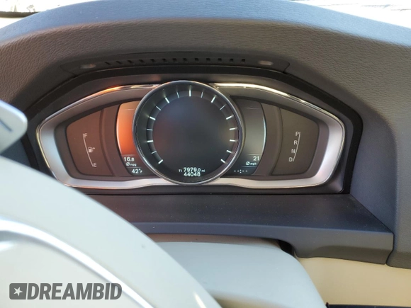 2015 Volvo V60 T5 Drive-E Platinum with VIN YV140MEM1F1266256, listed as a Copart auction lot 83092644 with 44,048 mi miles and Salvage title. Bid and sale history available at DreamBid. Image 9.