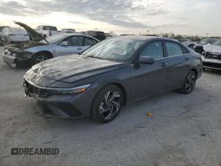 2024 Hyundai Elantra Limited z VIN KMHLP4DG2RU835039, wystawiony jako Copart lot #53546335 z przebiegiem 7 024 mil mil oraz Szkoda całkowita • Salvage title. Historia ofert i sprzedaży dostępna na DreamBid. Obrazek 1.