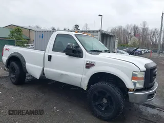 2008 Ford F-250 XL z VIN 1FTSF21RX8EE28091, wystawiony jako IAAI lot #41854496 z przebiegiem 221 483 mil mil oraz . Historia ofert i sprzedaży dostępna na DreamBid. Obrazek 1.