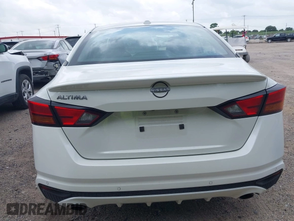 2025 Nissan Altima SV z VIN 1N4BL4DV8SN364434, wystawiony jako IAAI lot #42532928 z przebiegiem 14 521 mil mil oraz . Historia ofert i sprzedaży dostępna na DreamBid. Obrazek 16.