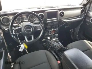2020 Jeep Gladiator Sport S with VIN 1C6JJTAG9LL149872, listed as a Copart auction lot 58518095 with 118,910 mi miles and Salvage title. Bid and sale history available at DreamBid. Image 8.