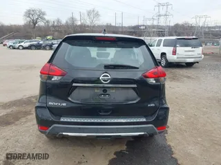 2018 Nissan Rogue S with VIN KNMAT2MV0JP586978, listed as a IAAI auction lot 41545355 with 59,867 mi miles. Bid and sale history available at carsss.com. Image 15.