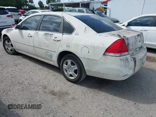 2008 Chevrolet Impala Police Police z VIN 2G1WS553981358596, wystawiony jako IAAI lot #42010918 z przebiegiem 160 543 mil mil oraz . Historia ofert i sprzedaży dostępna na DreamBid. Obrazek 3.