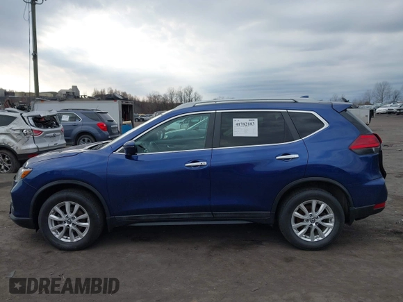 2017 Nissan Rogue SL with VIN 5N1AT2MV8HC835573, listed as a IAAI auction lot 41782183 with 62,645 mi miles and . Bid and sale history available at carsss.com. Image 14.